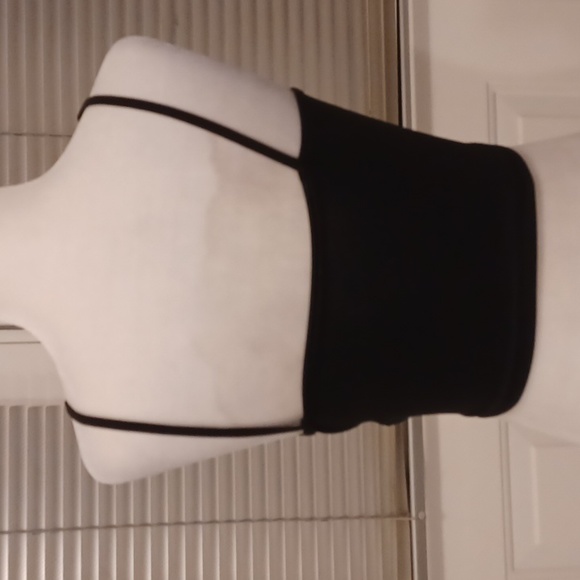 4/$60 Black Skeleton Print Fitted Tank Top - Size US 4 (Small) - Picture 4 of 7